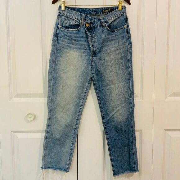 Blank NYC The Madison Crop High Rise Asymmetrical Button Closure Size 27 - Picture 3 of 13